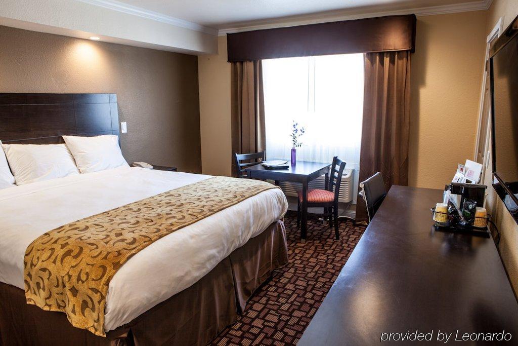 Marinwood Inn & Suites Новато Экстерьер фото