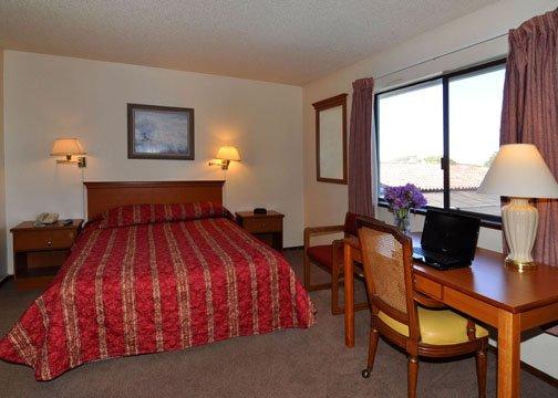 Marinwood Inn & Suites Новато Экстерьер фото